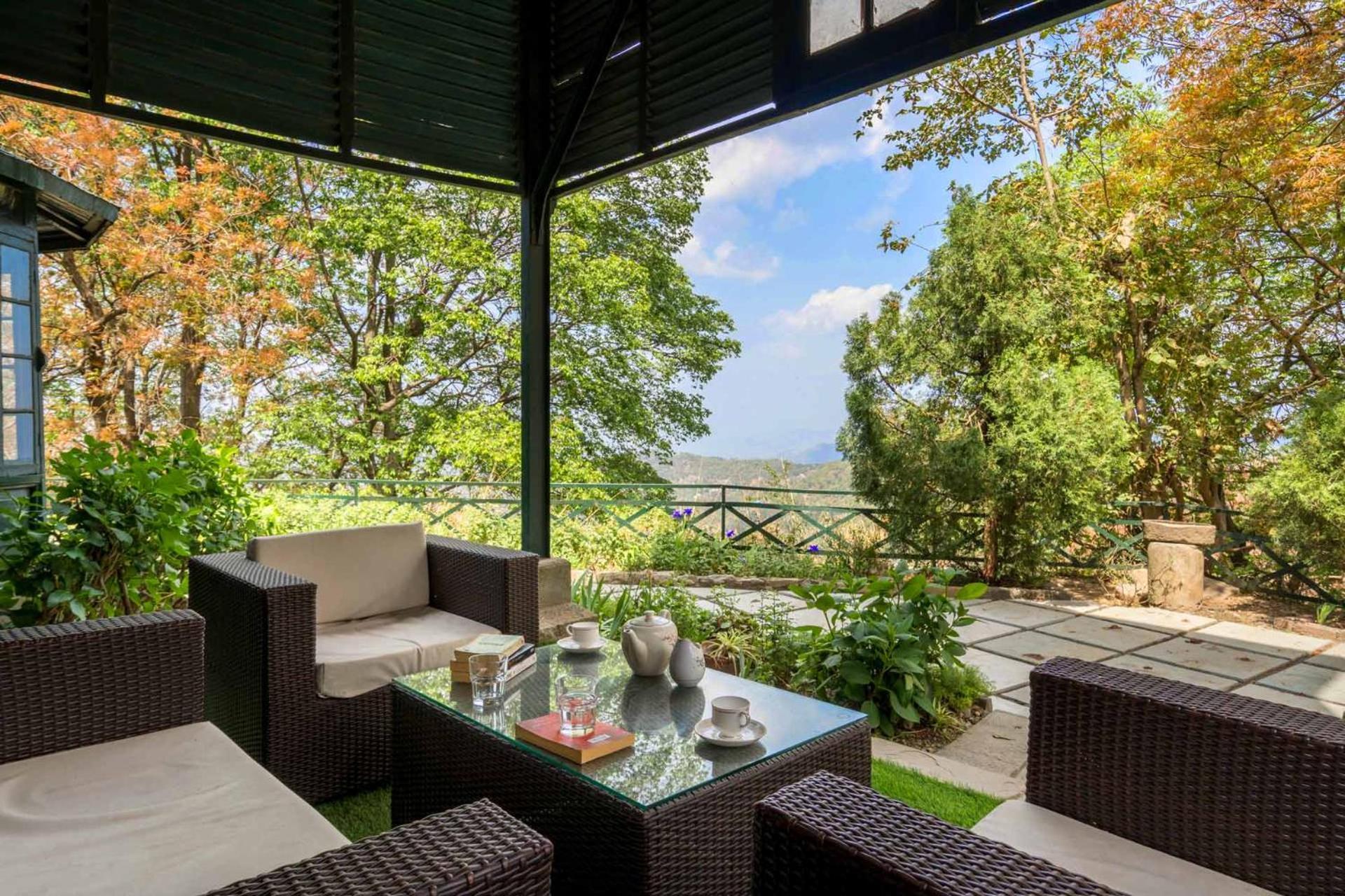 Stayvista At Padam Hill- Pet Friendly Villa With Garden Kasauli Exterior photo